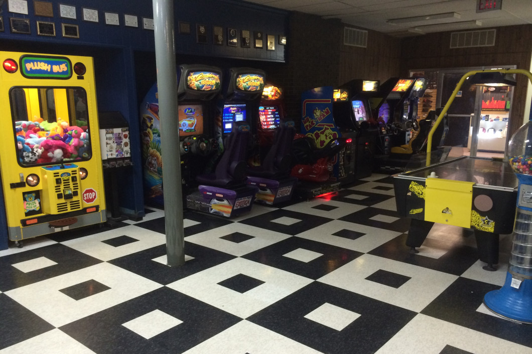 About Green Acres Bowl